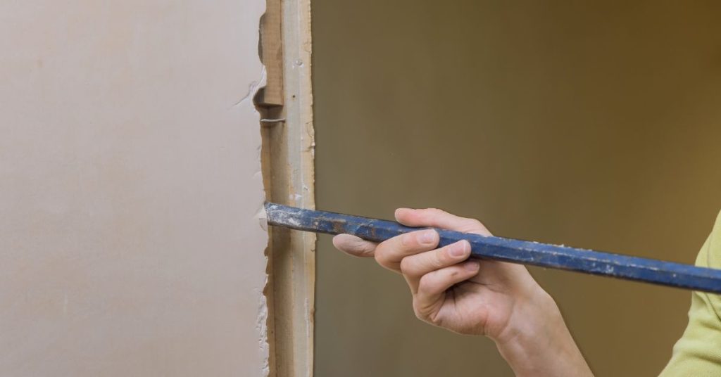 How to Remove the Old Door